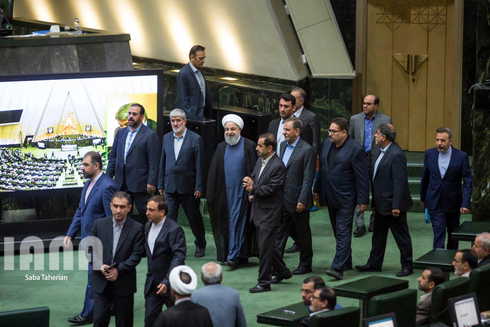 سؤال از رئیس‌جمهور در مجلس