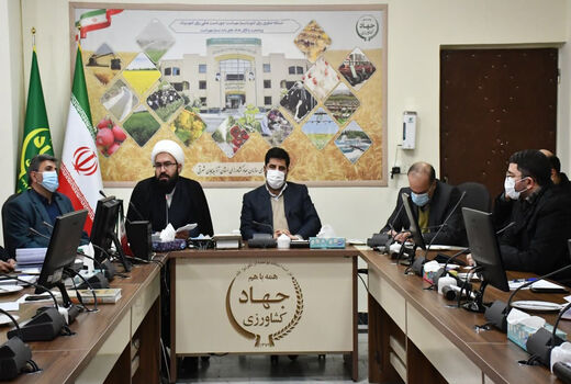 نتیجه و بازخورد عمل فرد در دنیا به خودش بازخواهد گشت