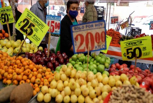 قاعده‌مند نبودن تورم، معضل خرده فروشان مواد غذایی در انگلیس