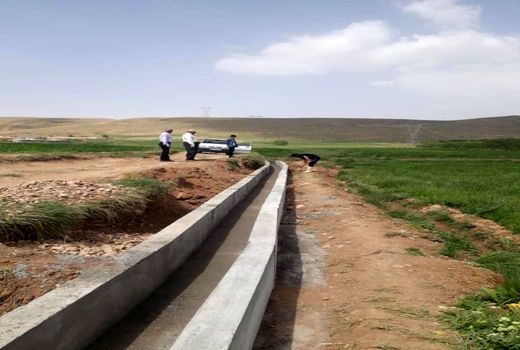 مرمت و بازسازی قنوات شهرستان خانمیرزا
