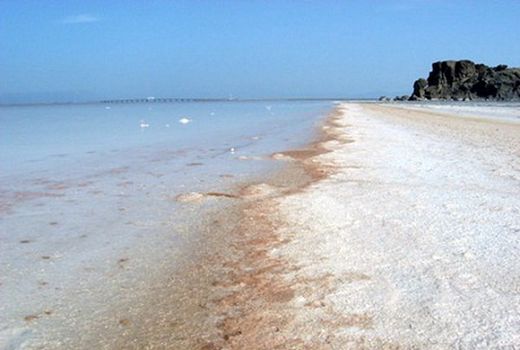 اجرای برنامه های آموزشی و ترویجی احیای دریاچه ارومیه تا سال ۱۴۰۲