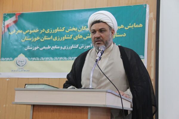 استفاده از نخبگان در رده‌های مدیریتی  اصل پذیرفته شده در کشور