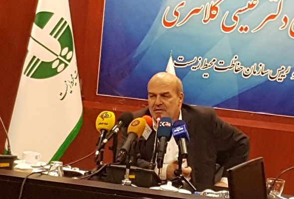 تراریخته اولویت دست چندم در مسایل محیط زیست است/درباره 95 درصد فعالیت‌های سازمان حفاظت محیط زیست اطلاعات ندارم/مسئله اول کشور آب است/ آب را فدای یوز نکنیم