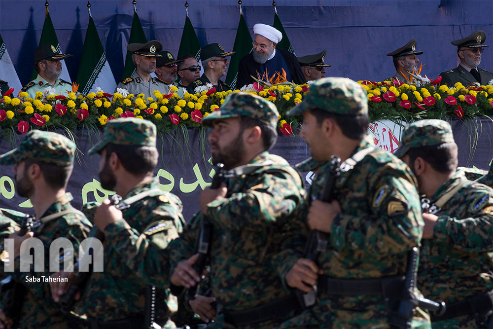 مراسم رژه نیروهای مسلح 