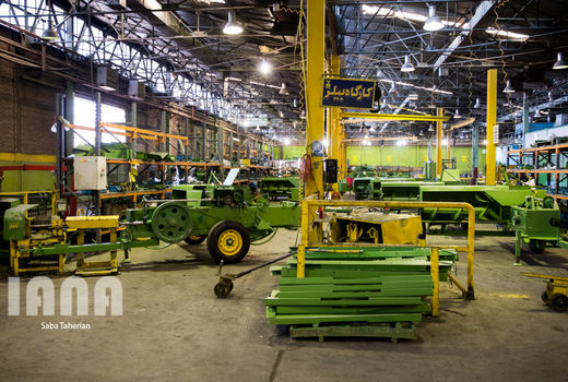 برداشت ٥٣ درصد محصولات دیم کشور توسط تعاونی کمباین داران فارس