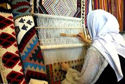 ۶۰۰ میلیون ریال تسهیلات اشتغالزایی به زنان روستایی بوکانی پرداخت شد