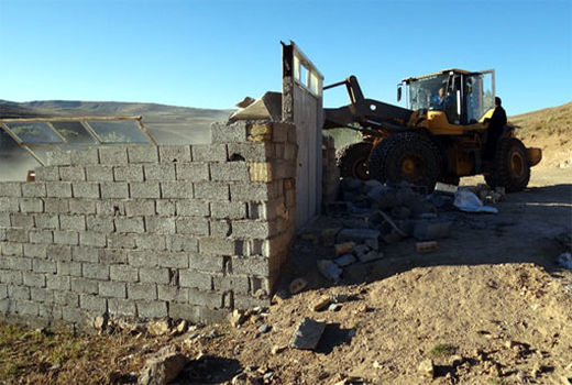 قلع وقمع 18 فقره ازتغییر کاربری‌های غیرمجازدراراضی کشاورزی شهرستان هریس