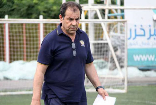 اصفهانیان:اتفاقات روی داده در آبادان شایسته فوتبال ما نیست