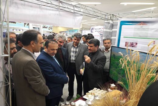 نمایشگاه دستاوردهای پژوهشی بمناسبت هفته پژوهش در ایلام برگزار شد