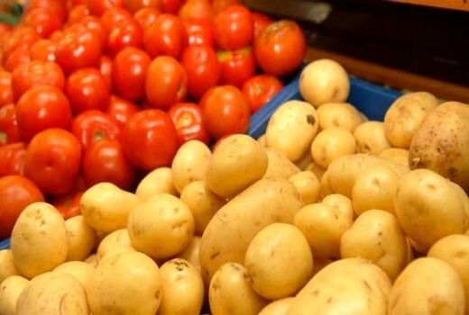 سیر صعودی قیمت گوجه و سیب زمینی