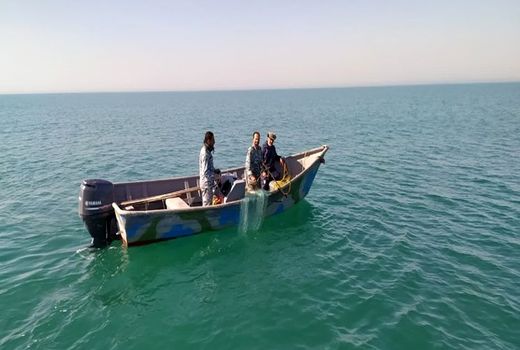 توقیف هشت فروند شناور صیادی در صیدگاه‌های خوزستان