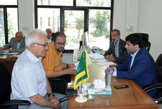 رسیدگی به مشکلات مردم در میز خدمت سازمان جهاد کشاورزی آذربایجان شرقی