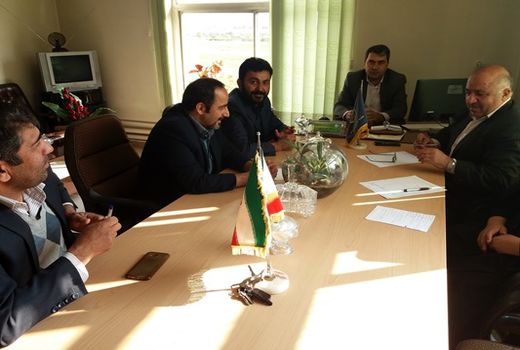 باغات دیم در اراضی شیبدار توسعه می‌یابند