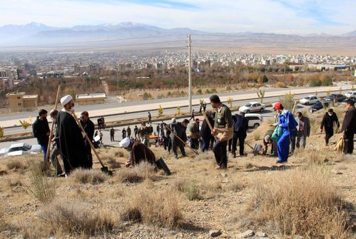 آغاز پویش مردمی احیای جنگل‌های زاگرس در چهارمحال‌ و بختیاری
