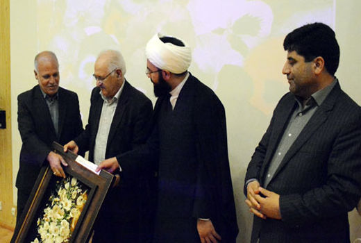 دولت مصمم به کاهش واردات روغن نباتی از خارج است