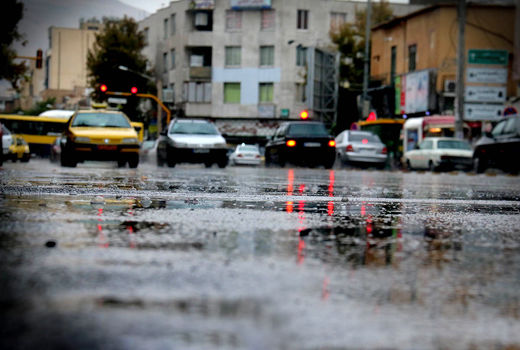  بارانی که انگار نباریده 