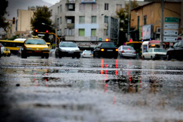  بارانی که انگار نباریده 