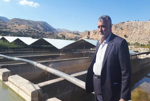 وزیر جهاد کشاورزی از طرح پرورش ماهی در شهرستان دنا بازدید کرد