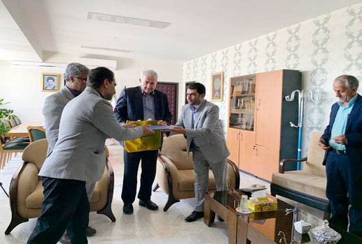 در انعکاس اخبار و رویدادها باید به سمت تحلیل اطلاعات پیش برویم