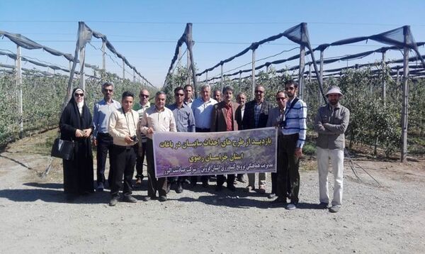 احداث طرح سایبان برای جلوگیری از مخاطرات کشاورزی است