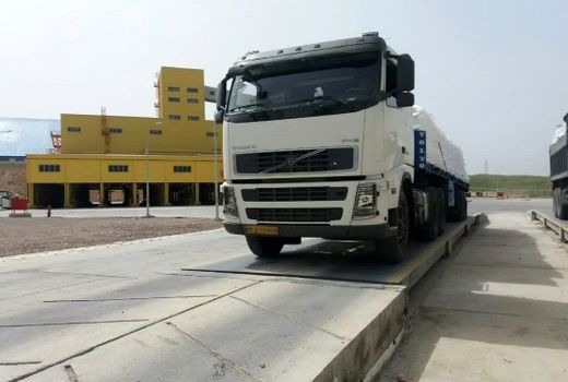  ۹۴۲ تن کود اوره در لردگان توزیع شد 