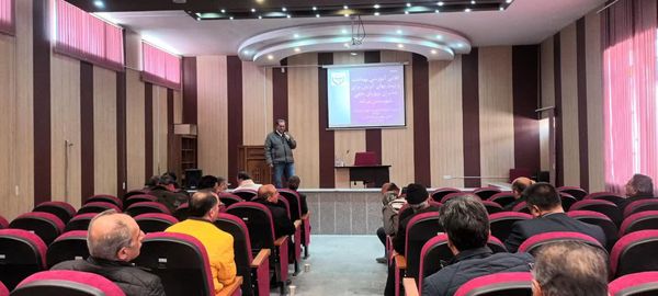 برگزاری کلاس آموزشی بهداشت و بیماری‌های آبزیان برای مدیران مزارع پرورش ماهی در مراغه