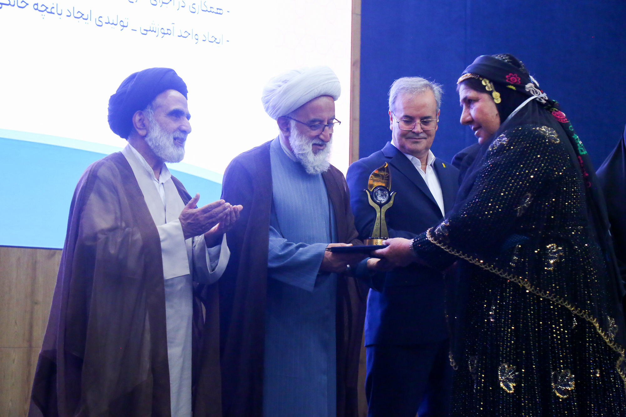  مراسم گرامیداشت روز جهانی زنان روستایی و عشایری و روز جهانی غذا 