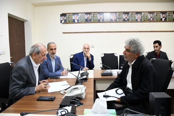 مشکلات کشاورزان باید بی‌واسطه شنیده و سریع حل شود