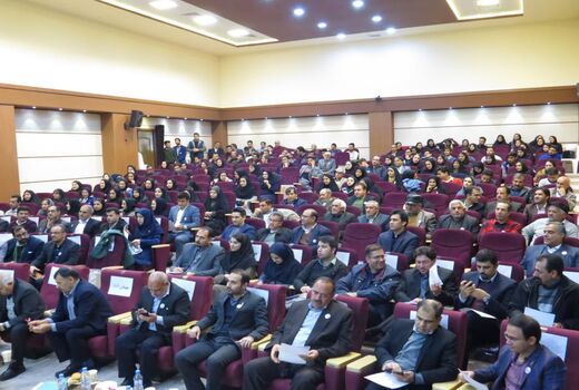 نخستین رویداد شتاب(استارت آپ) انگور و فراورده های آن در خراسان شمالی برگزار شد