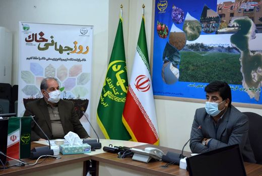 موضوع خاک باید همانند موضوع بحران دریاچه ارومیه مطالبه گری شود