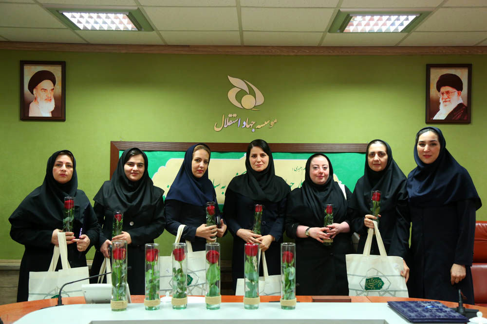 مراسم گرامیداشت روز زن در موسسه جهاد استقلال  