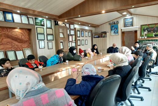 بازدید فرزندان کارکنان سازمان جهاد کشاورزی استان قزوین  از  یک واحد مزرعه کشت و صنعت
