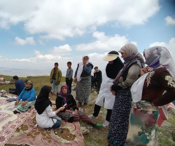ارائه خدمات بهداشتی و درمانی رایگان به عشایر مستقر در ییلاقات شهرستان اهر