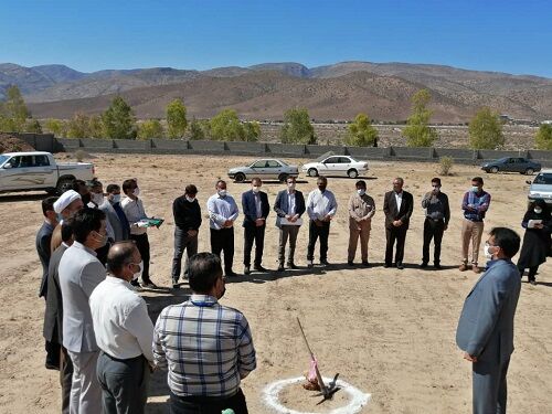 کلنگ احداث نخستین سردخانه  دومداره در ارسنجان به زمین خورد