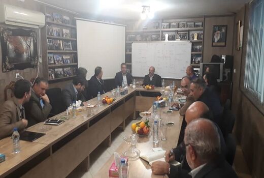 بازدید مسئولان سازمان برنامه و بودجه کشور از بزرگترین مجتمع دامپروری استان تهران