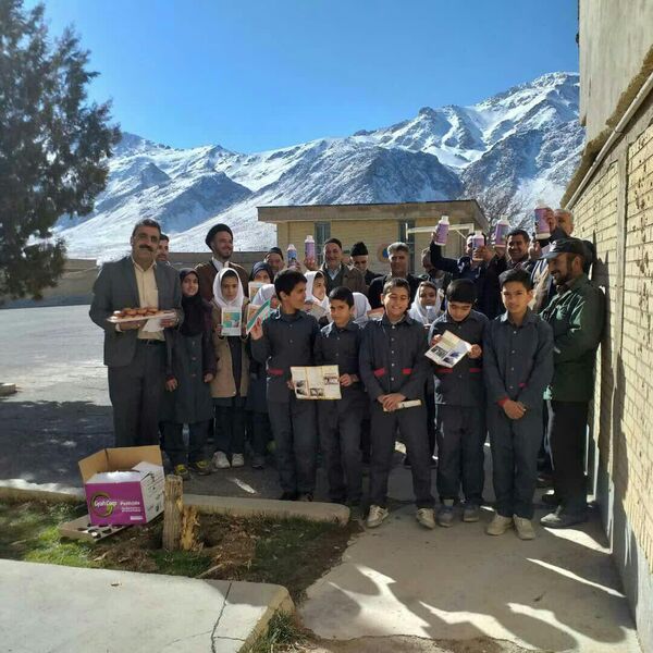 آشنایی دانش آموزان با بیماری‌های مشترک بین انسان و حیوان 