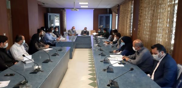 برگزاری نشست رفع موانع و محدودیتهای تولید محصولات کشاورزی در تاکستان