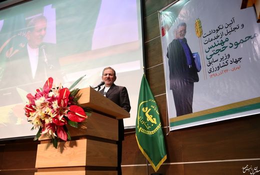 خودکفایی در تولید گندم و تامین امنیت غذایی جزو افتخارات کشور است