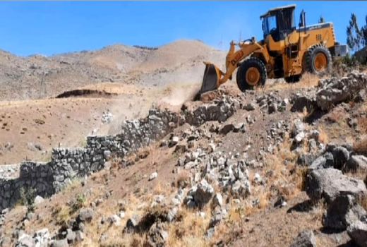 تخریب ۸ بنای غیر مجاز در اراضی کشاورزی شهرستان آبیک