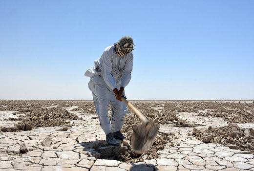مناقشه‌ تاریخی ایران و همسایگان بر سر آب 