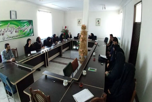 برگزاری دوره مهارتی پرورش گیاهان دارویی و گل محمدی در بناب
