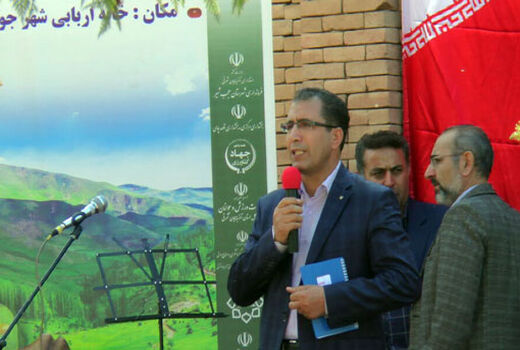 جشنواره گردو در شهر جوان قلعه شهرستان عجب شیر برگزار شد