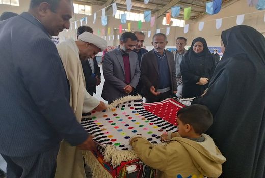 نمایشگاه دستاوردهای زنان روستایی در بیضا برگزار شد