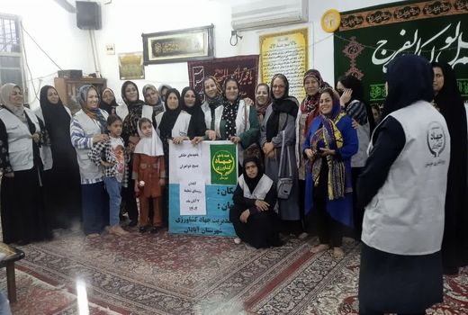 توانمندسازی بانوان عضو بسیج با احداث باغچه‌های خانگی در آبادان