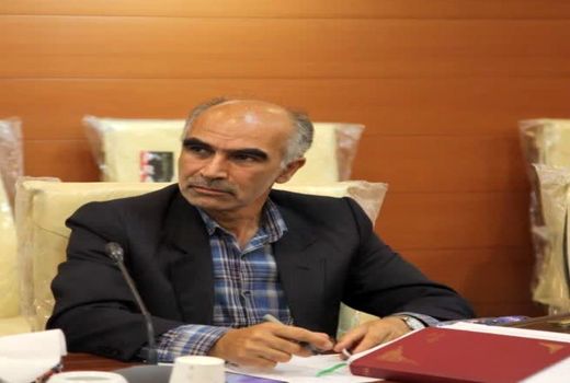 توزیع ۳۰ تن کنسانتره رایگان و ۱۵۵تن کنسانتره نصف بهای دامی بین دامداران زلزله زده خوی