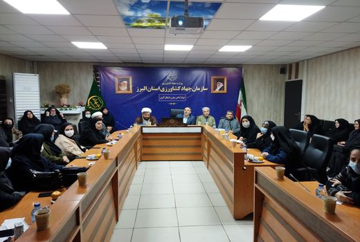 مسئولیت پذیری، دقت، ظرافت و سلامت در کار از شاخصه های حضور بانوان در مسئولیت های اجتماعی است