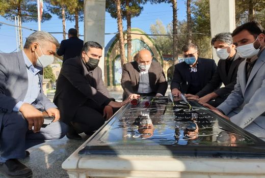 آغاز برنامه معاون وزیر با تجدید میثاق شهدا