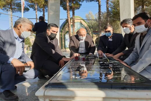 آغاز برنامه معاون وزیر با تجدید میثاق شهدا