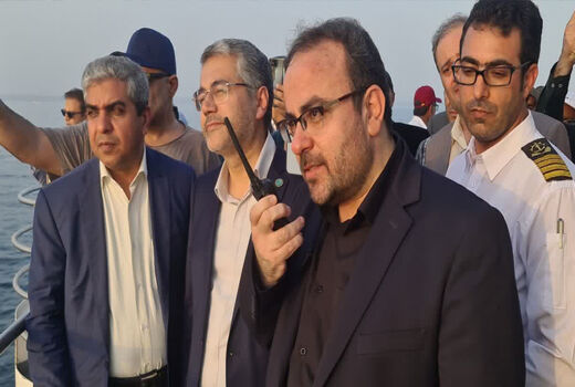 استقرار ۳۰۰ سازه زیستگاه مصنوعی به همت دولت مردمی در آب‌های جزیره کیش