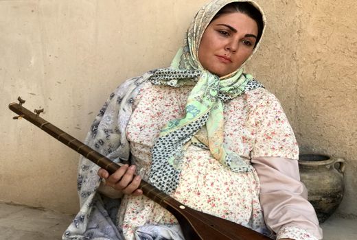 فیلمبرداری «سیمین» در بستر خشک زاینده رود